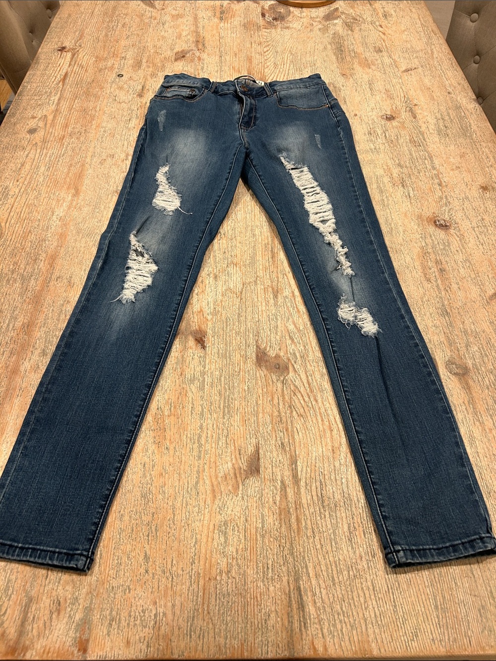 Midnight Wash Women's Straight Leg Ripped Jeans